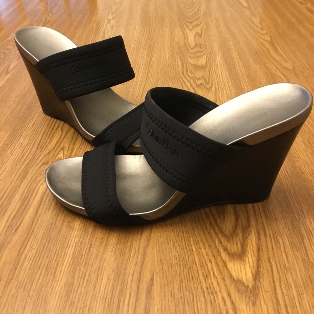 CALVIN KLEIN WEDGES
